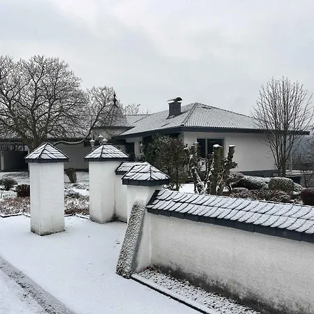 Villa Engelskirchen * Engelskirchen